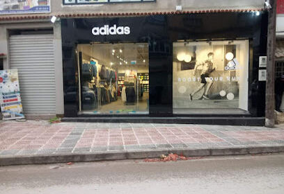 Adidas Store