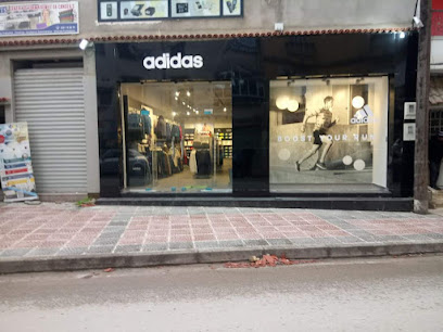 Adidas Store