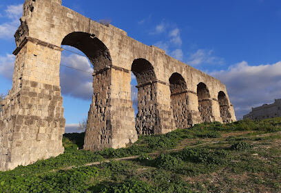 Aqueduc Romain