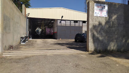 Atelier Services Trucks