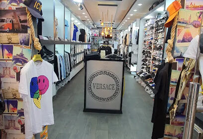 BLACK STORE AIN M&rsquo;LILA