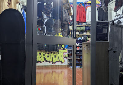 Boutique Different 77