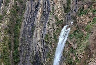 Cascade Amazeur