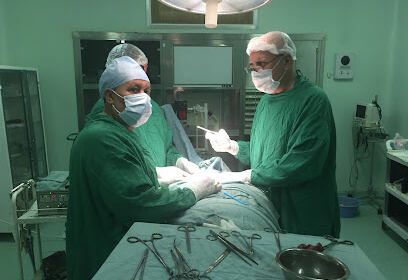 Docteur Boussekine chirurgien