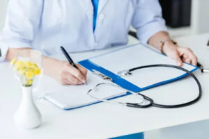 Dr ADNANE.F MÉDECINE GÉNÉRALE – DIABÈTE & H.T.A
