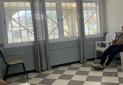 DR: BARKAT CHIRURGIEN DENTISTE