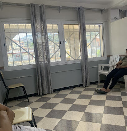 DR: BARKAT CHIRURGIEN DENTISTE