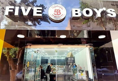 FIVE BOY’S