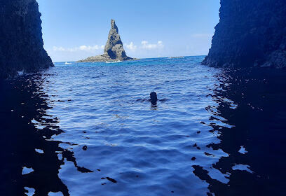 Grotte marine (Cap Figalo)