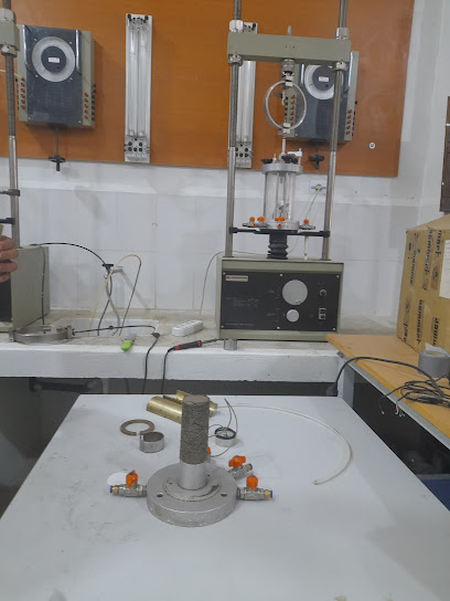 Laboratoire geotechnique