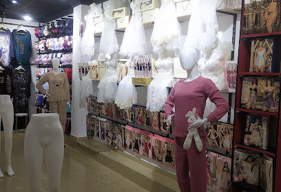 Lingerie La Queen Ain Mlila 07