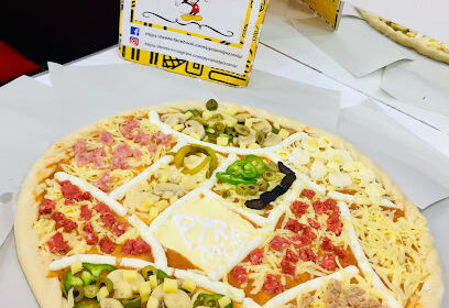 Pyramid pizzeria
