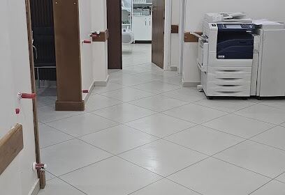 CENTRE DE DIAGNOSTIC ET DE SOIN LES ROSTOMIDES Dr ZENAK