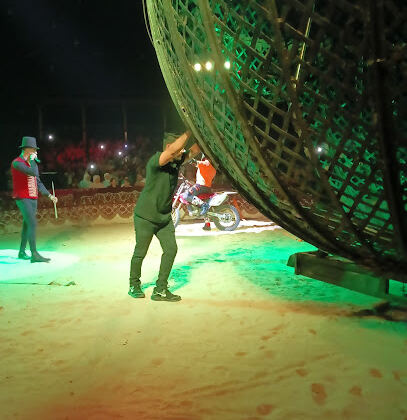 Cirque Amar Algeria