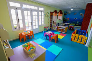 Crèche My Little World Montessori Médéa