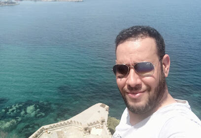 Dr Rebiga Fawzi