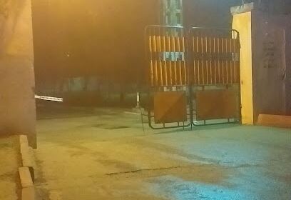 ​Entrée Parking – École Technique