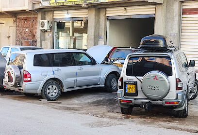 Hakim pièces Pajero ain mlila