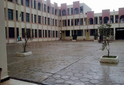 high school of kateb yassin