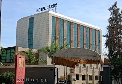 Jardy Hotel & Suites