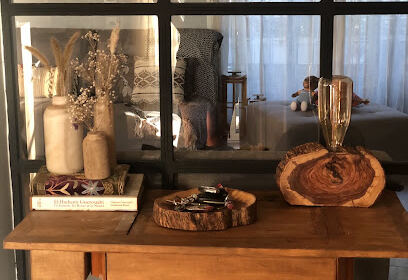 L&rsquo;atelier Du bois ( objet décoratif)