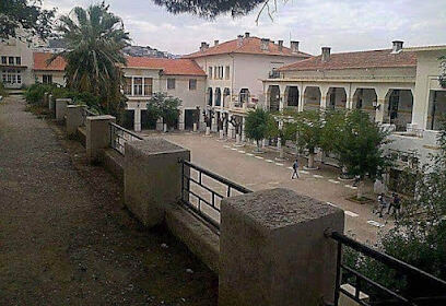 Lycée Larbi Tbessi