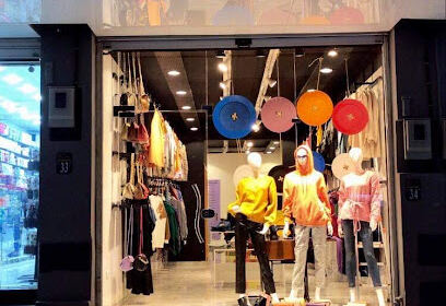 Magasin Square Shop