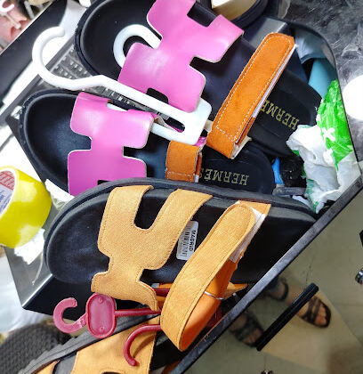 Maryana shoes Aïn benian