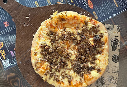 Mega Pizza Plus