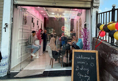 Mom&rsquo;s Bakery