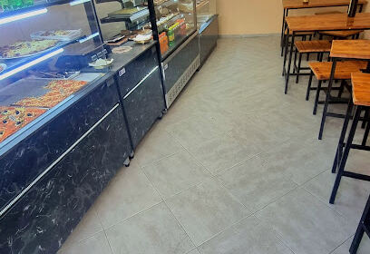 Pâtisserie & pizzeria