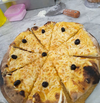 Pizzeria fast food lehna tawant