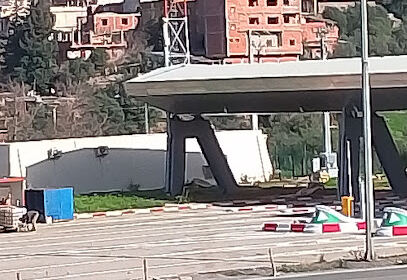 Poste de péage Lakhdaria