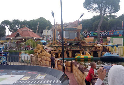Snober Land