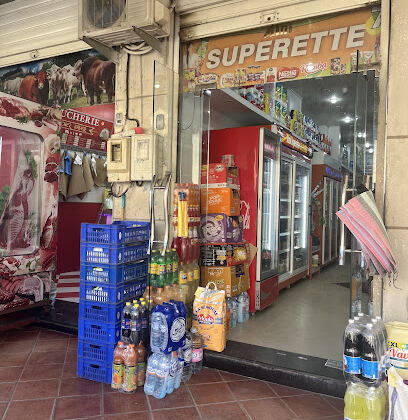 Supérette LA PLACE, alimentation générale Ouacif