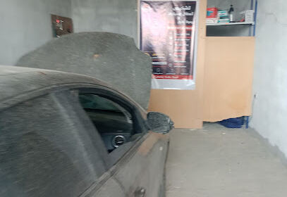 Auto garage 41
