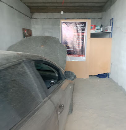 Auto garage 41
