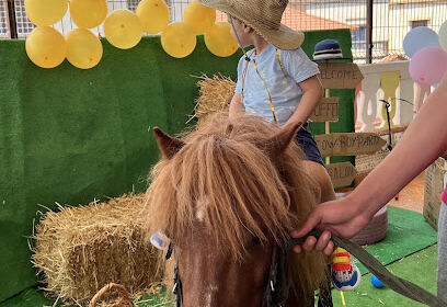 CRÈCHE JUNIOR ACADEMY