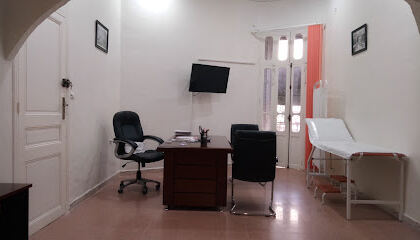 Dr. Hayet KADI BOUZID, dermatologue