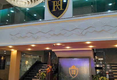 HOTEL AL AZIZ ROYAL