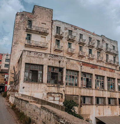 Hotel beau rivage abandoné