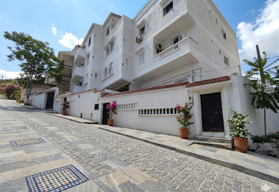 HOTEL FAMILIAL AMANI