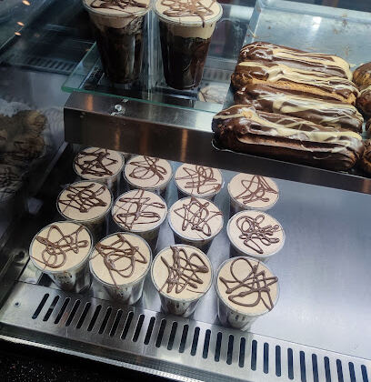 Pâtisserie la main d”or