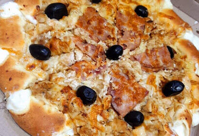 Pizzeria T &S