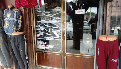 Vêtements et Chaussures Chez Yettou