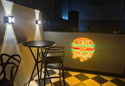 Y&R burger 2.3
